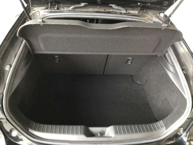 マツダ MAZDA3ファストバック