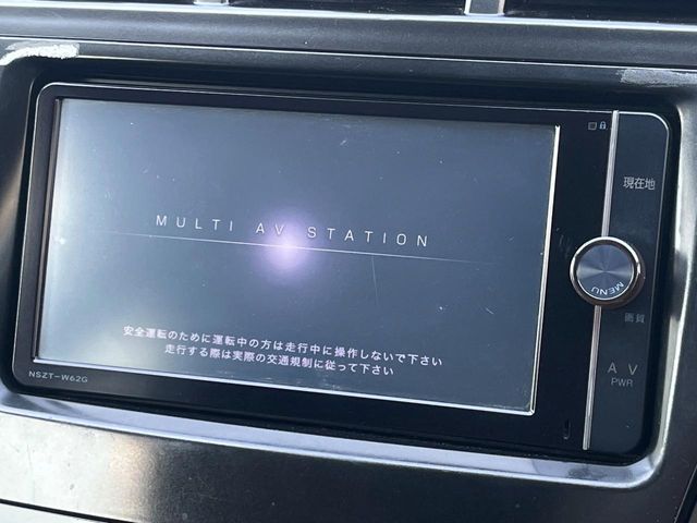 トヨタ プリウスα