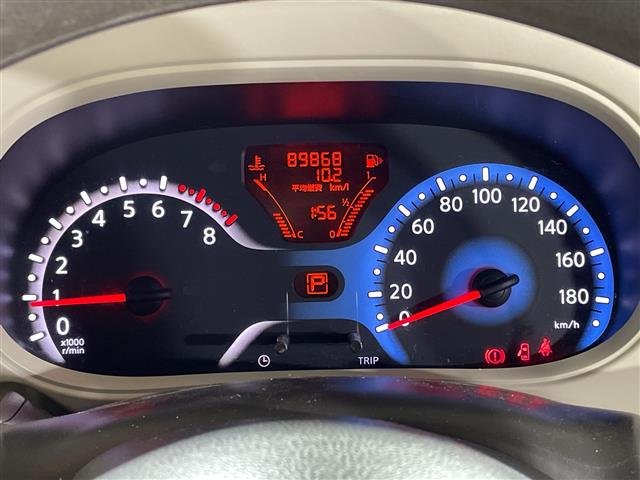 日産 キューブ