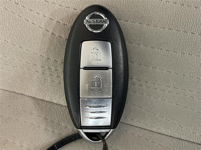 日産 キューブ