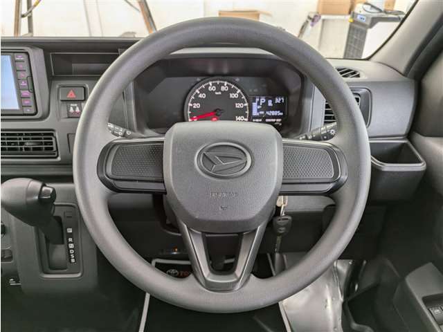 ダイハツ ハイゼットカーゴ