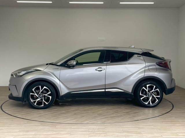 トヨタ C-HR