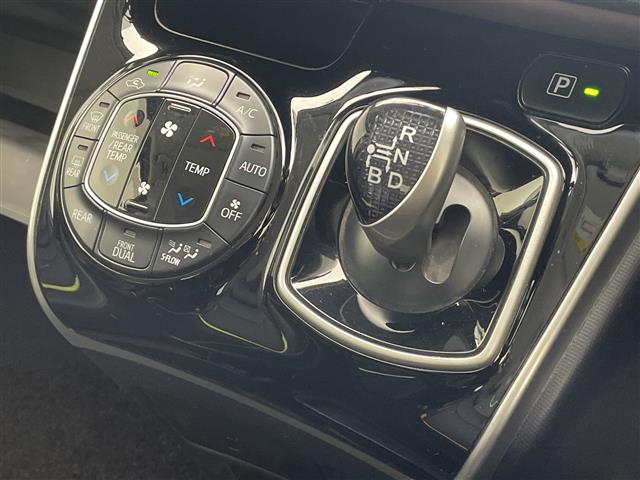 トヨタ エスクァイア