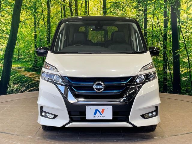 日産 セレナ