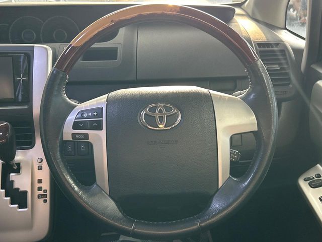 トヨタ ノア