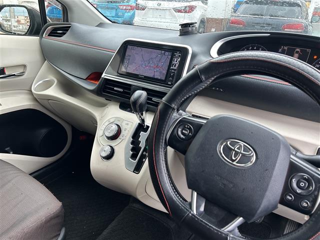 トヨタ シエンタ
