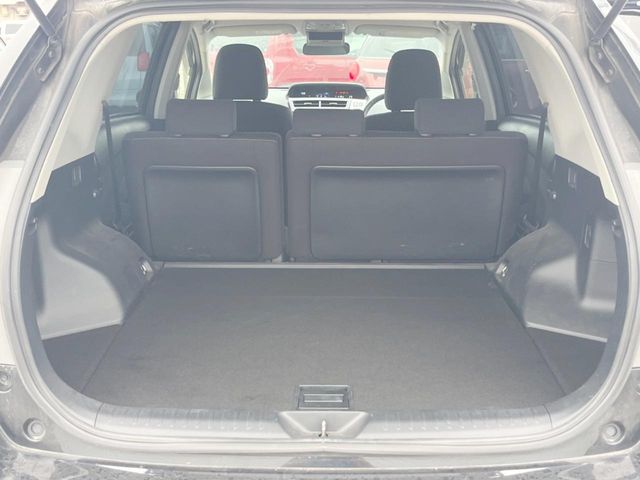 トヨタ プリウスα