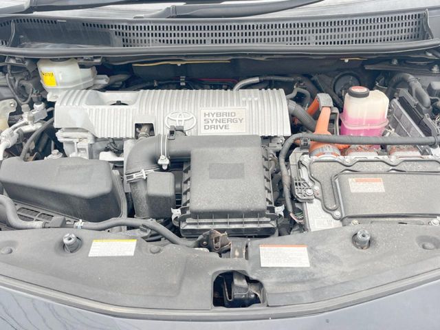 トヨタ プリウスα