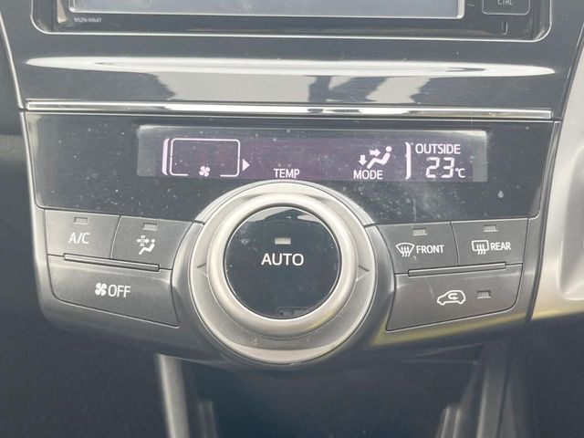 トヨタ プリウスα