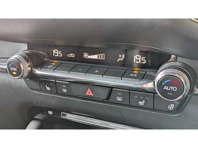 マツダ MAZDA3ファストバック