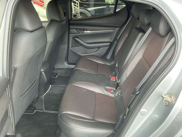 マツダ MAZDA3ファストバック