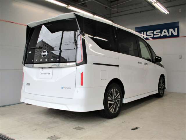 日産 セレナ
