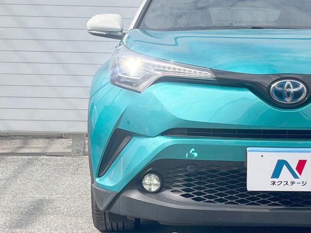 トヨタ C-HR