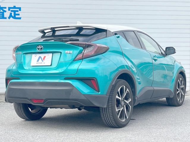 トヨタ C-HR