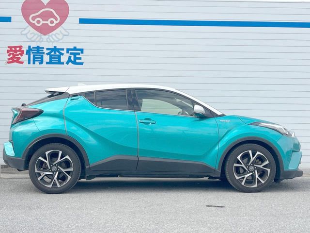 トヨタ C-HR