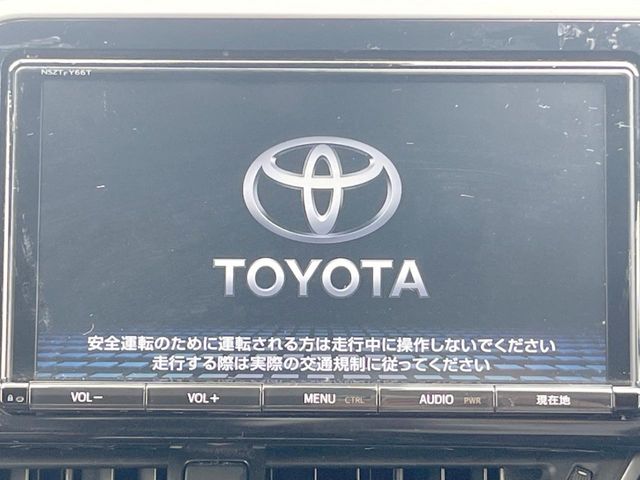 トヨタ C-HR