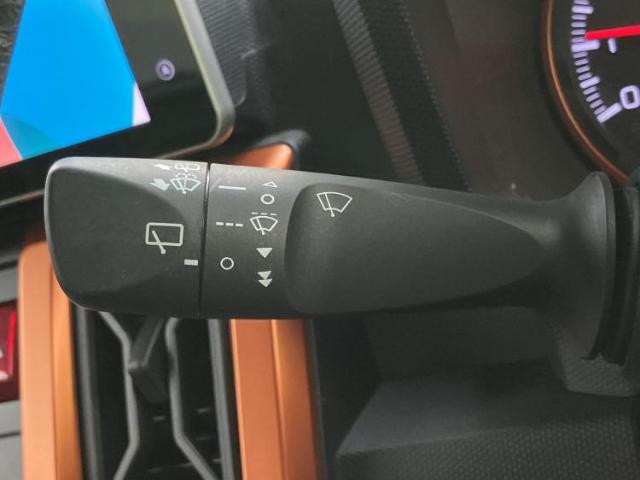 ダイハツ タフト