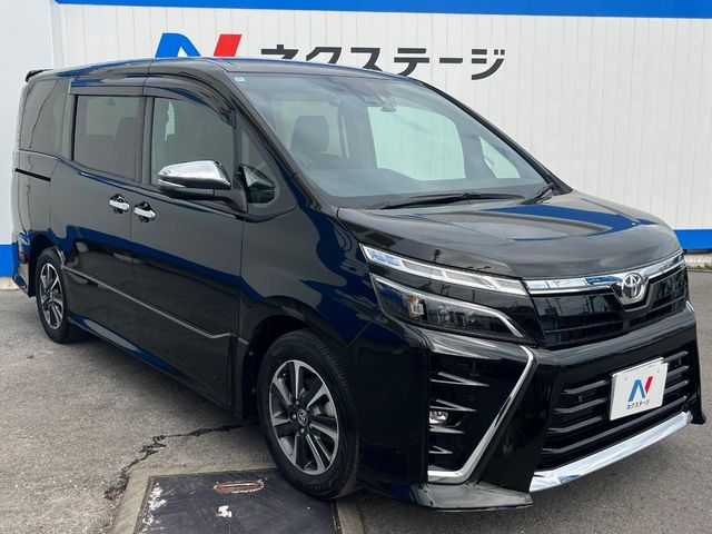 トヨタ ヴォクシー