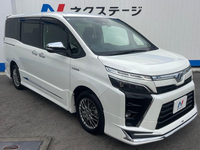 トヨタ ヴォクシー