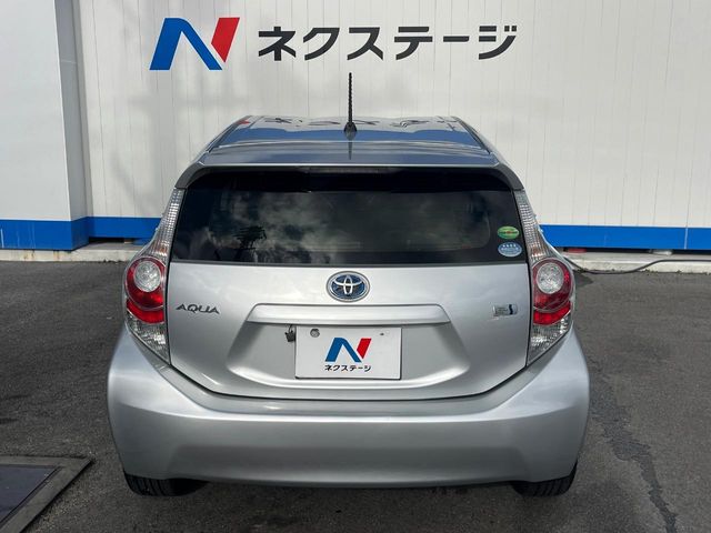 トヨタ アクア