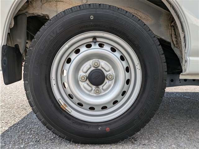 ダイハツ ハイゼットカーゴ