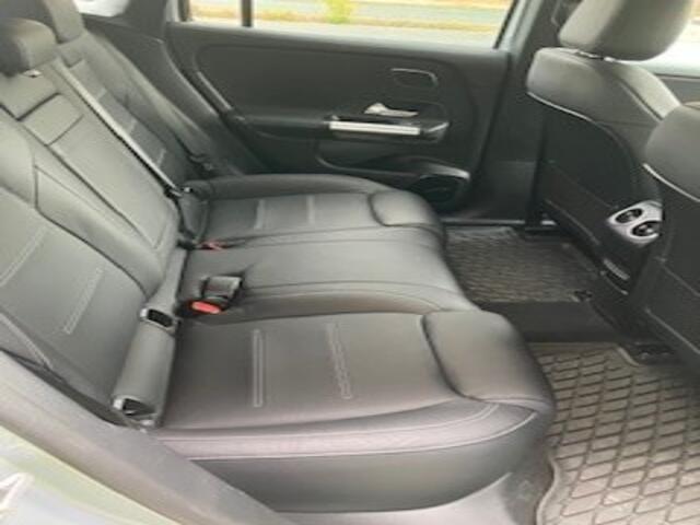 メルセデス・ベンツ EQA