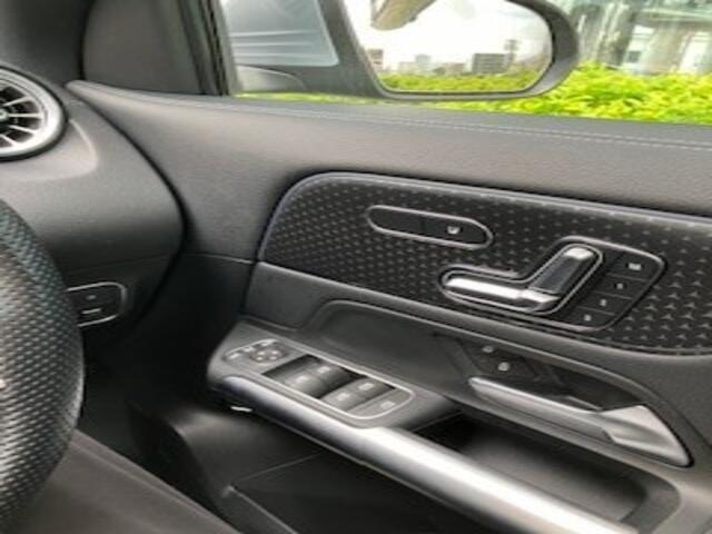 メルセデス・ベンツ EQA