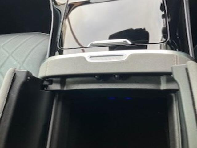 メルセデス・ベンツ EQS SUV