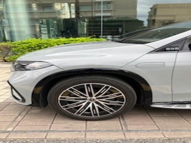 メルセデス・ベンツ EQS SUV