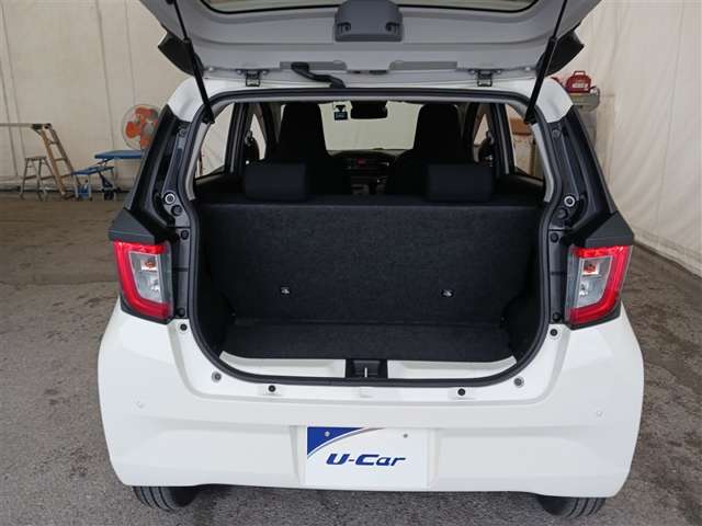 ダイハツ ミライース