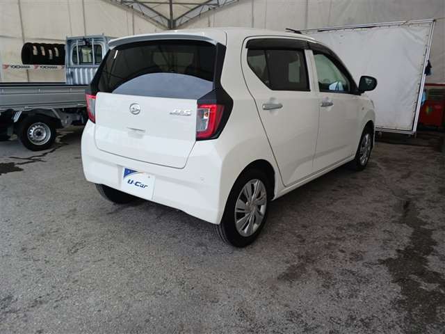 ダイハツ ミライース