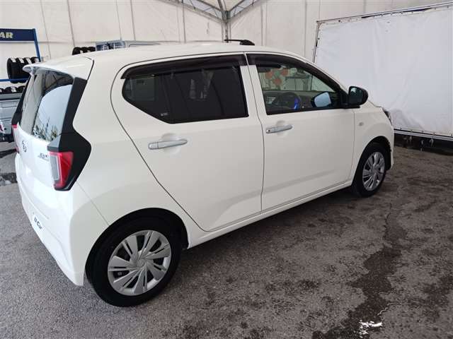 ダイハツ ミライース