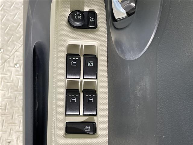 ダイハツ ミラココア