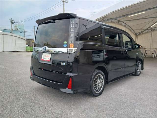 トヨタ ヴォクシー