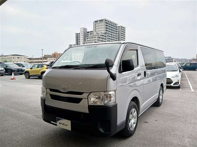 トヨタ ハイエースバン