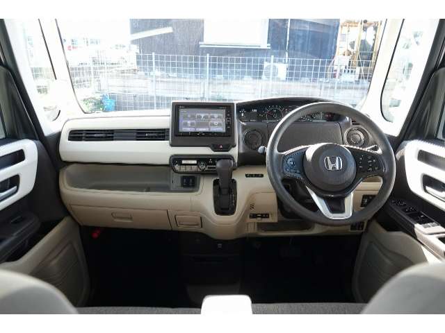 ホンダ N-BOX