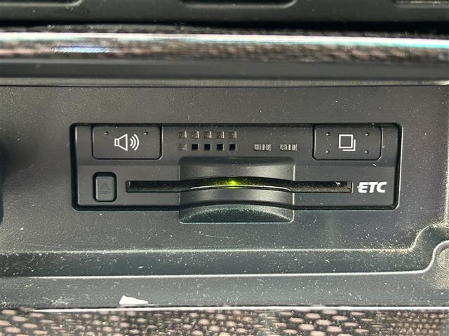 トヨタ カムリハイブリッド