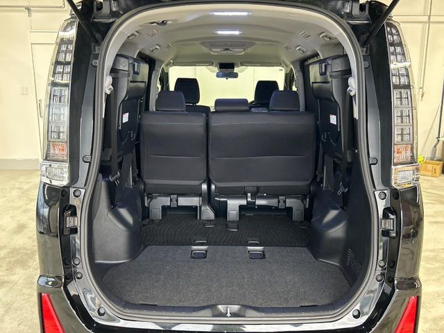 トヨタ ヴォクシー