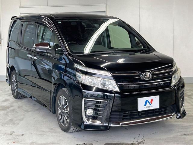 トヨタ ヴォクシー