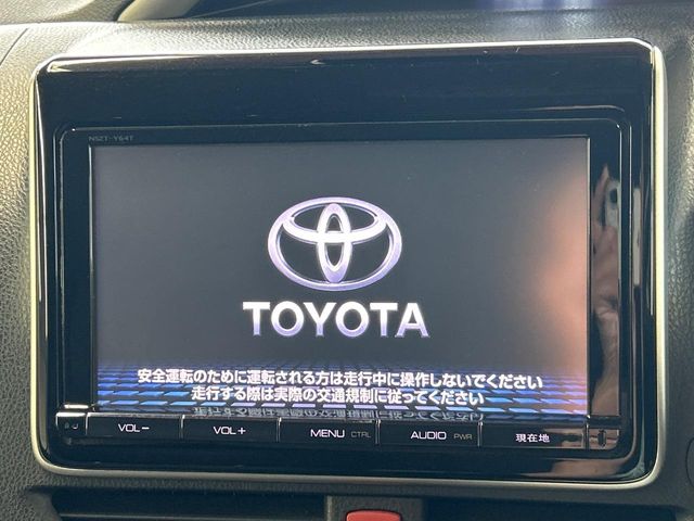 トヨタ ヴォクシー