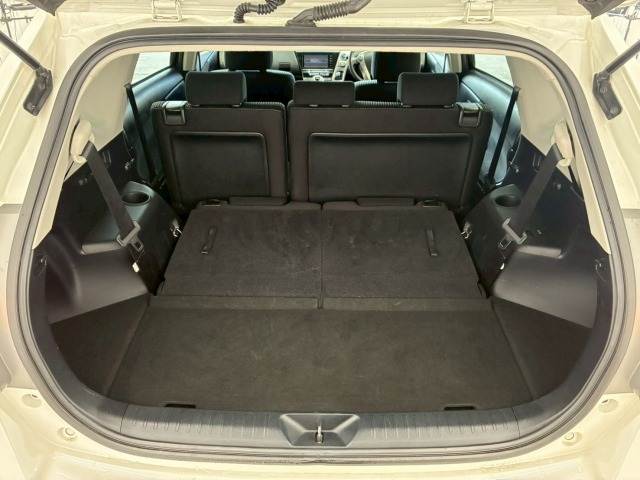 トヨタ プリウスα