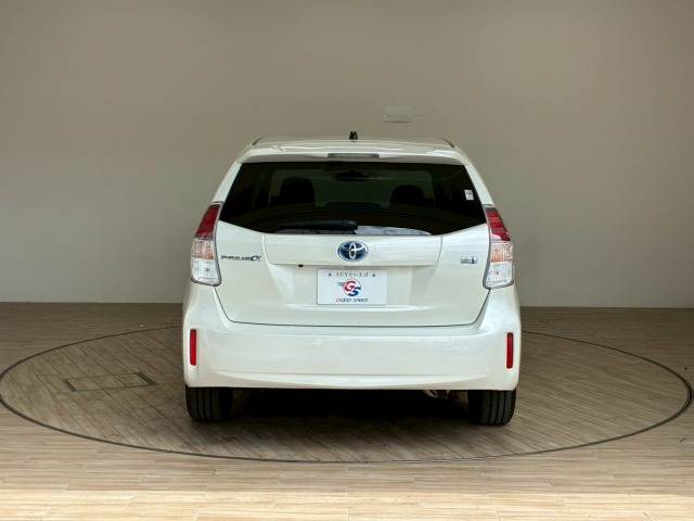 トヨタ プリウスα