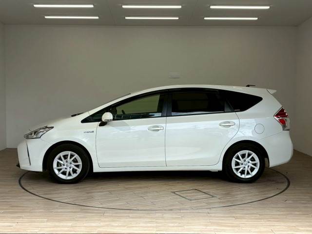 トヨタ プリウスα