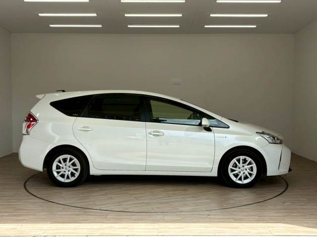 トヨタ プリウスα