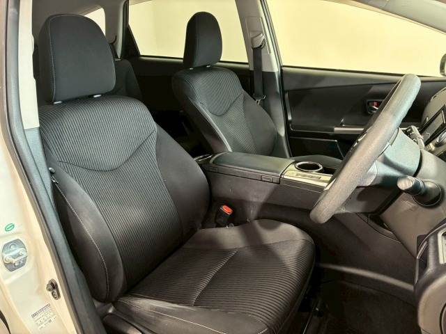 トヨタ プリウスα