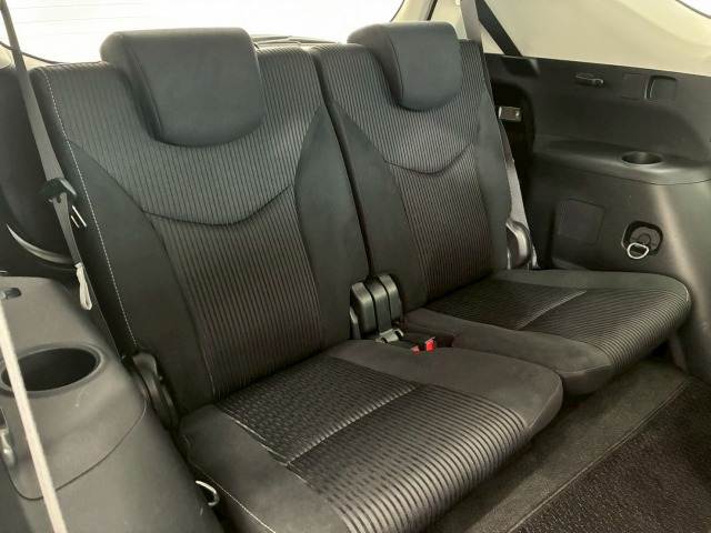 トヨタ プリウスα