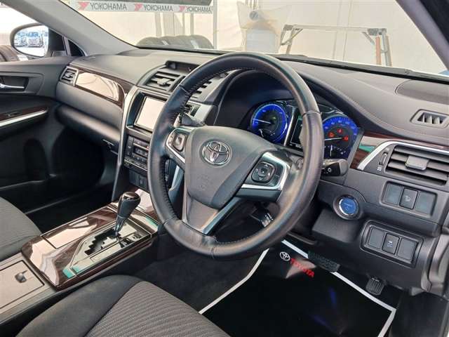 トヨタ カムリハイブリッド