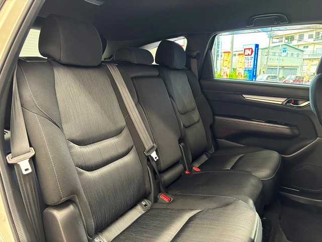 マツダ CX-8