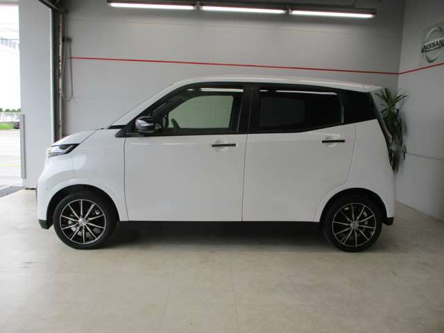 日産 サクラ X・2023(R5)年式・ホワイトパール3コートパール・琉球日産