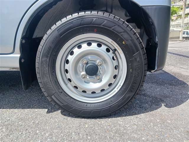 ダイハツ ハイゼットカーゴ